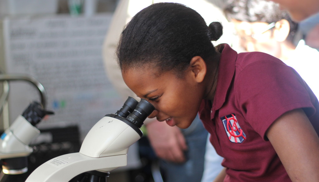 Animal Specialists Visits 5th Grade Science Class