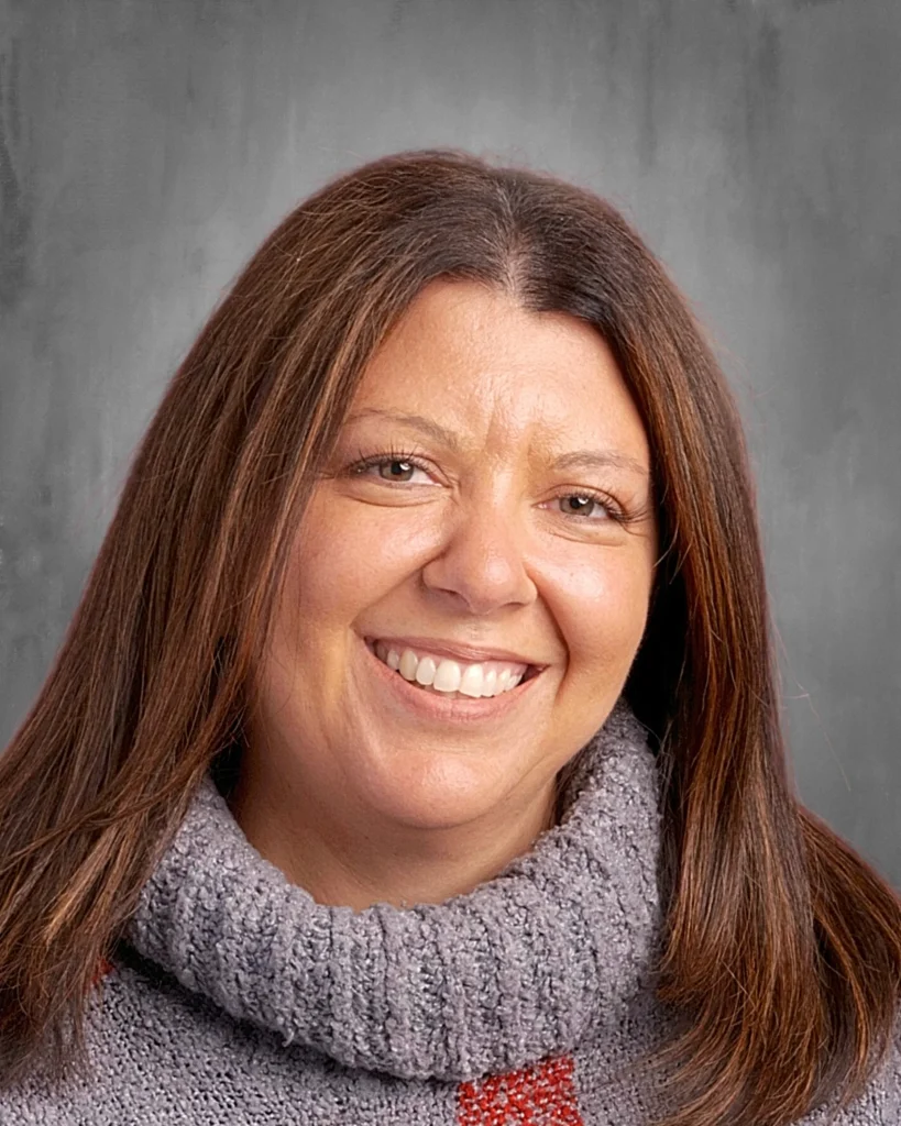 Daniela Mieczkowski Middle School Teacher - Social Studies