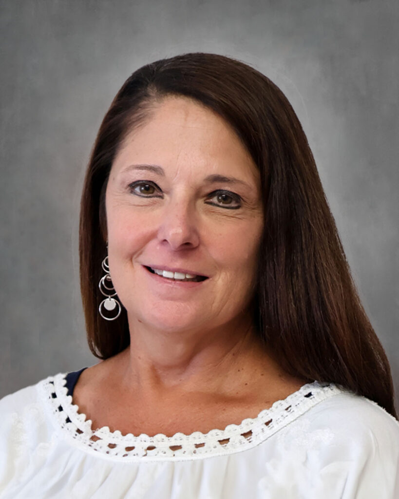 Lisa Vicari - Grade 4 Teacher Math and Science